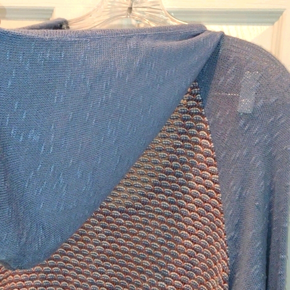 Splendid L Mermaid Tail Design Hoodie Sweater - Picture 4 of 6